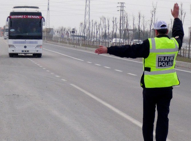 Yolcu Otobüslerinde Sivil Polis Uygulaması