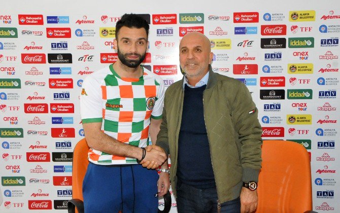 Aytemiz Alanyaspor Tzavellas’ı Renklerine Bağladı