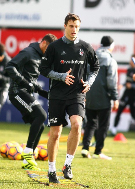 Beşiktaş, Alanyaspor Maçı Hazırlıklarını Sürdürüyor