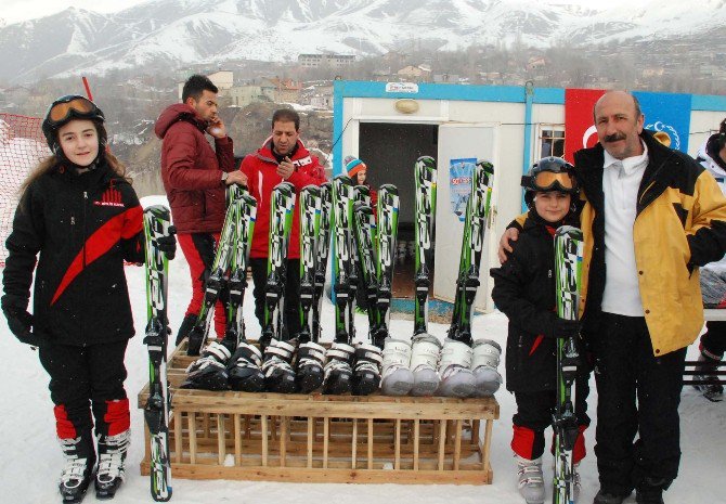 Bitlis’te Temel Eğitim Kampı Açıldı