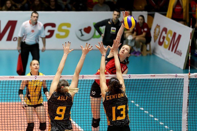 Vakıfbank, Galatasaray’ı 3-0 Mağlup Etti