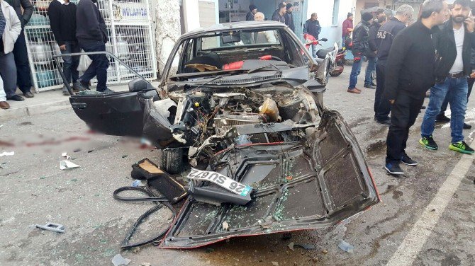 İzmir’de Trafik Kazası: 1’i Ağır 6 Yaralı
