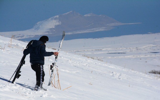 Kayak Severler Nemrut’a Akın Etti