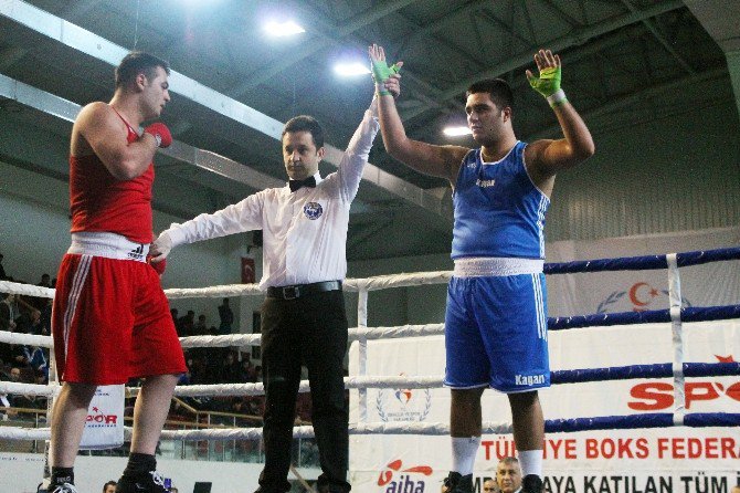 Türkiye Genç Erkekler Ferdi Boks Şampiyonası Başladı