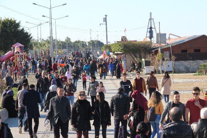 İskenderun’da Kış Ortasında Yaz Keyfi