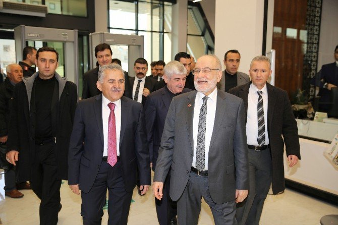 Saadet Partisi Genel Başkanı Temel Karamollaoğlu, Melikgazi’de