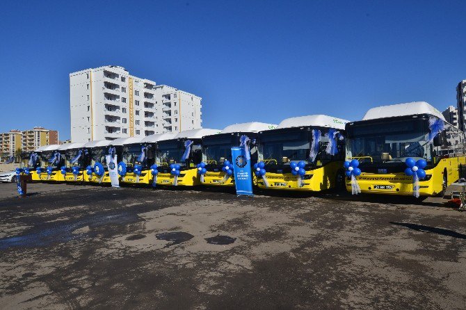 Büyükşehir Belediyesi Araç Filosunu Genişletti