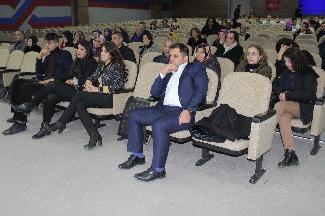 Elazığ’da Velilere Çocuk Gelişimi Semineri Verildi