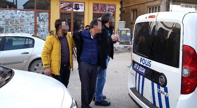 Kastamonu’da Husumetli Aileler Arasında Kavga: 2 Yaralı