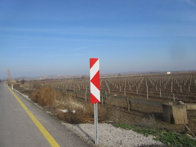 Regülatör Yoluna Trafik Levhaları Yerleştirildi