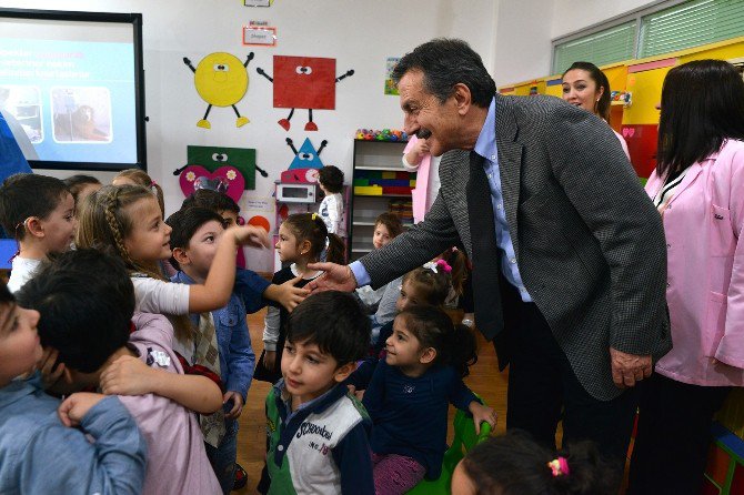 Tepebaşı Belediyesi Anaokulu Öğrencilerine Hayvan Sevgisi Aşıladı