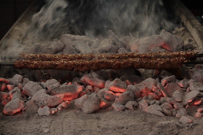 Adana Kebabı Avrupa’ya Açılıyor