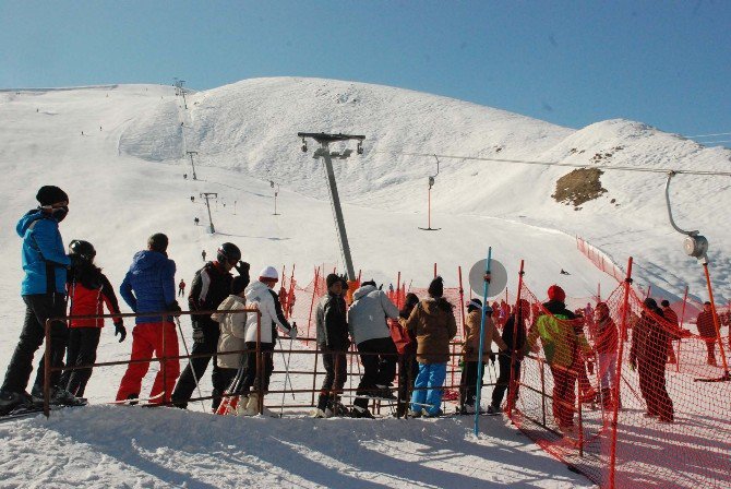 Bitlis’te Geleceğin Sporcuları Yetiştiriliyor