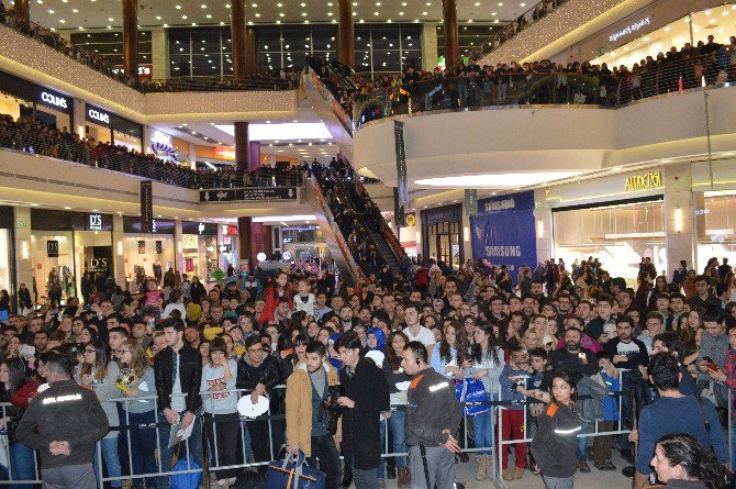 Başkent’te “Çalgı Çengi” Tribünü