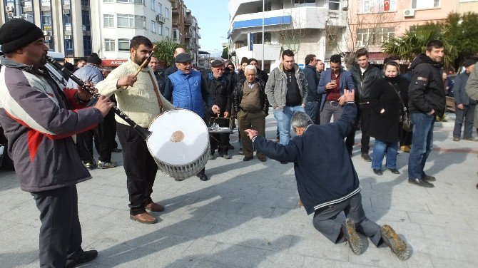 Deve Güreşlerinin Kırkpınarı Hafta Sonu Burhaniye’de Yapılacak