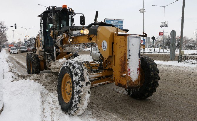 Erzurum’da Karla Mücadele