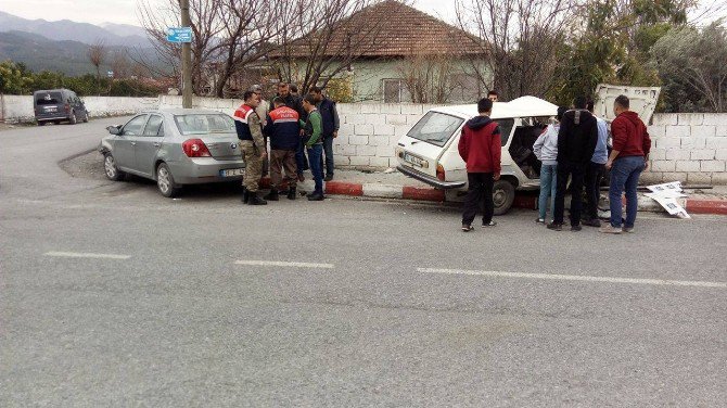 Hatay’da Kaza: 4 Yaralı