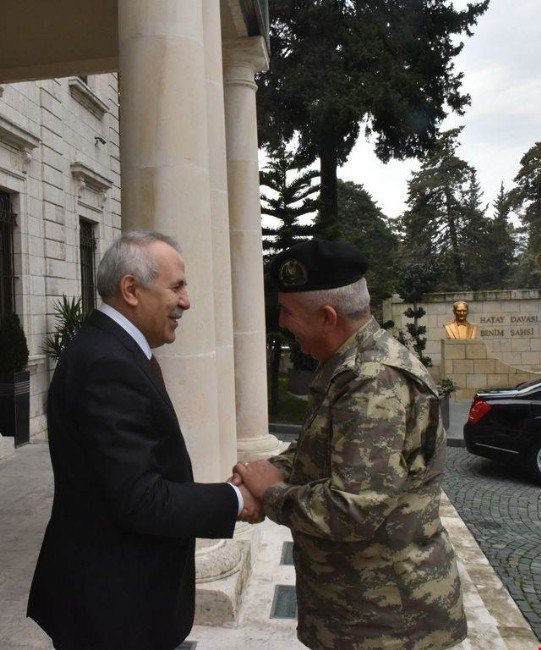 Tümgeneral Tarakcı’dan Vali Ata’ya Ziyaret