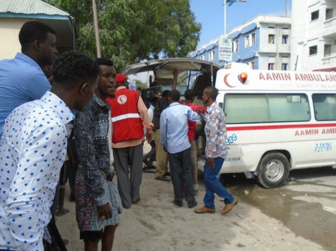 Mogadişu’da Otel Saldırısı: 15 Ölü