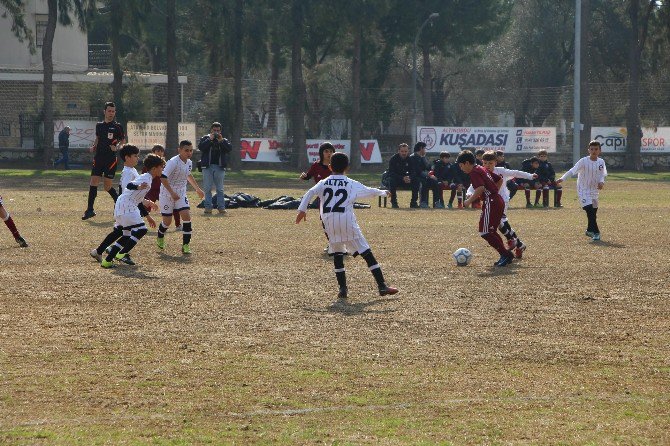 “Sömestr Cup“ Futbol Turnuvası Kuşadası’nda Başladı