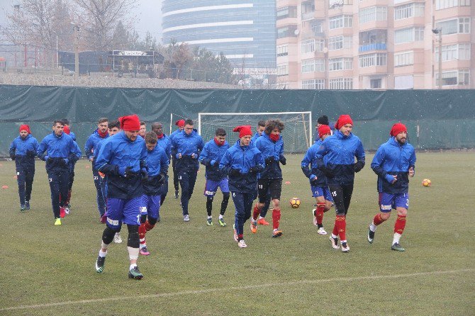 Kardemir Karabükspor, Rize Hazırlıklarını Sürdürüyor