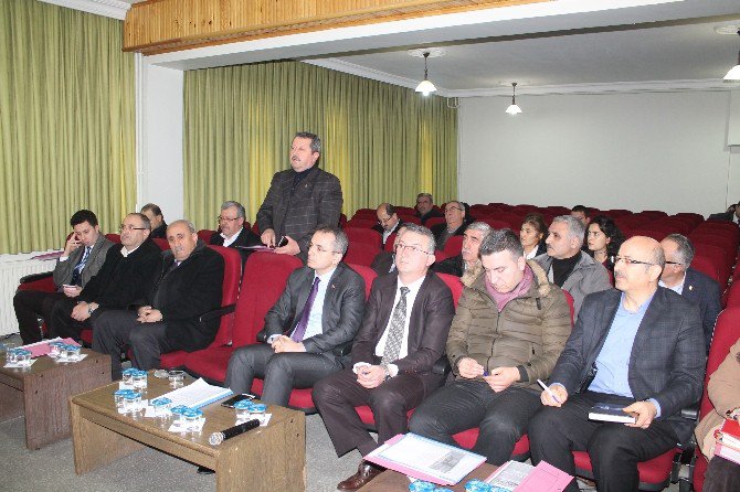 Tosya’da Meslek Liseleri Ve Stajer Öğrenci Sorunları Masaya Yatırıldı