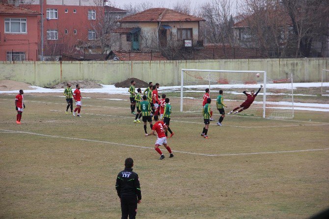 Edirnespor Son Dakika Golüyle 1 Puanı Yakaladı