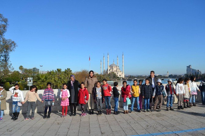 Yüreğir Gençlik Merkezi Tarafından Dezavantajlı Öğrencilere Tarihi Ve Kültürel Gezi Programı Düzenlendi