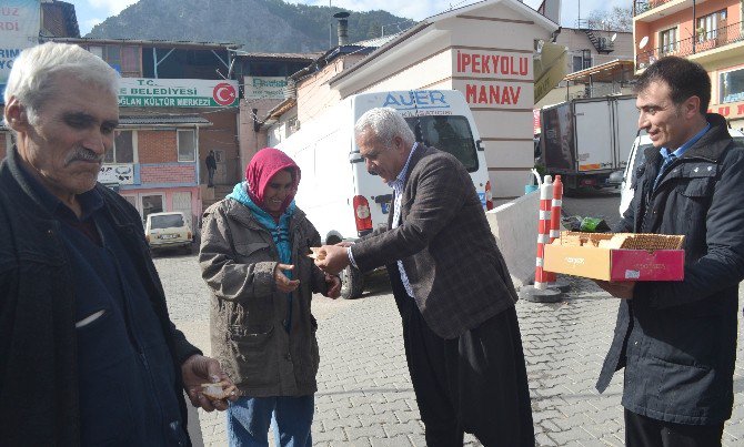 Şalvarlı Başkandan Püskevitli "Evet" Kampanyası