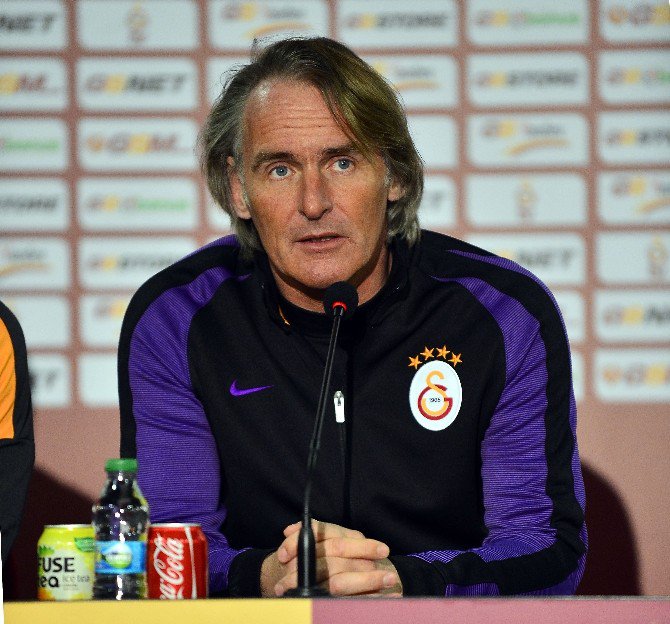 Jan Olde Riekerink: "Derbileri Kesinlikle Kazanmamız Gerekiyor"