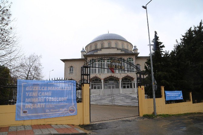 Büyükçekmece Belediyesi, Yıkılma Riski Taşıyan Minareyi Yıktı