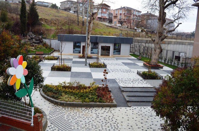 Büyükçekmece Belediyesi Tepecik’e Modern Bir Park Kazandırdı