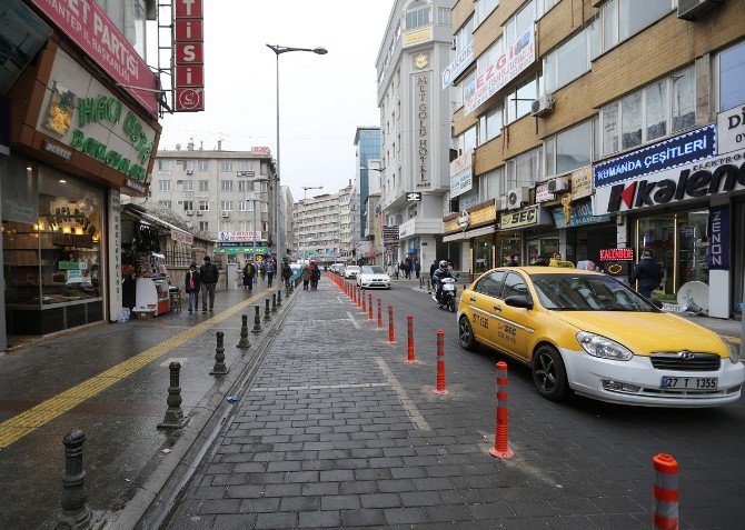 Gaziantep’in Bazı Caddelerde Parkomat Kaldırıldı