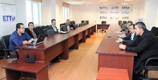 Erciyes Teknopark’ta Firmalar Arası Tecrübe Paylaşım Seminerleri Başladı