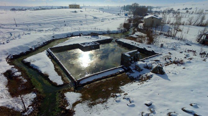 Beyşehir’deki Hitit Su Anıtı Beyaza Büründü