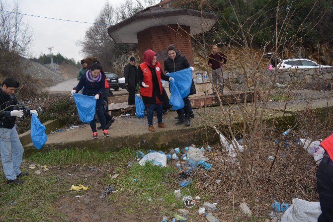 Kozlu Gençlik Merkezi, Doğaya Ve Suya Sahip Çıktı