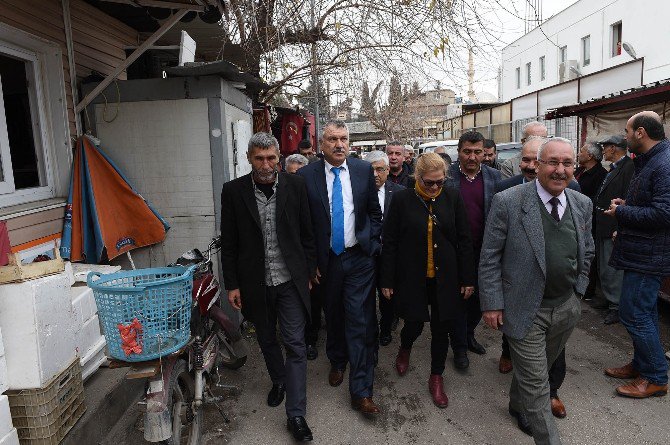 Başkan Karalar, Fatih Mahallesi’nde İncelemelerde Bulundu