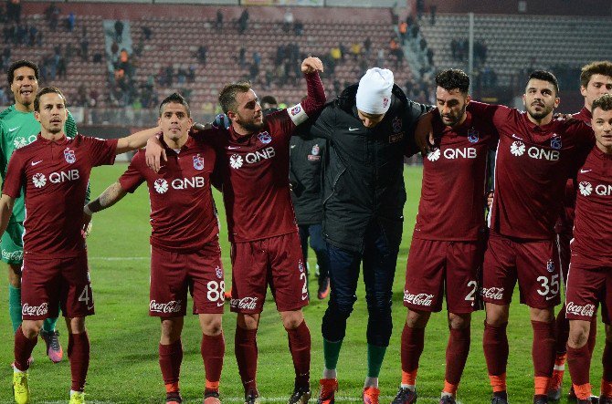 Trabzonspor, Avni Aker’e Galibiyetle Veda Etti