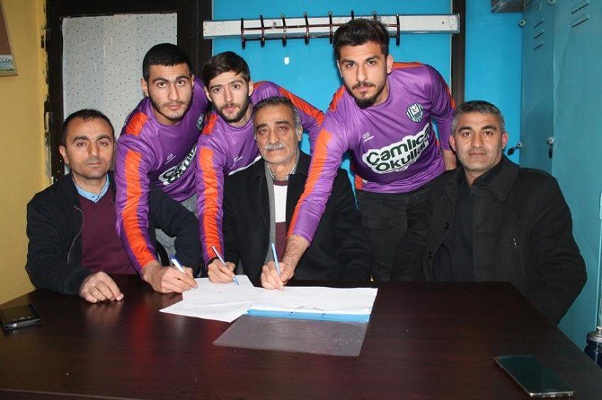 Hekiman Belediyesi Girmanaspor’dan 3 Transfer Birden