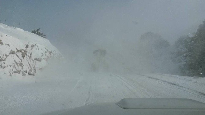 Sertavul Geçidi Ulaşıma Kapandı