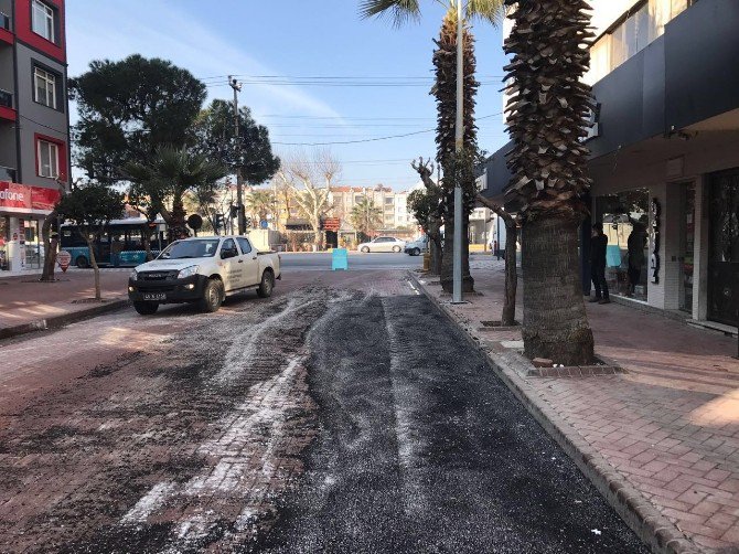 Akhisar’ın Caddelerine Bakım