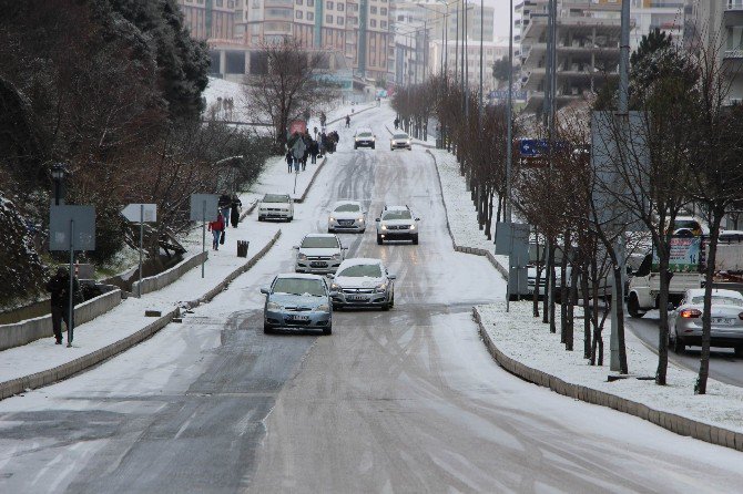 Samsun’da Kar Yağışı Kazalara Yol Açtı