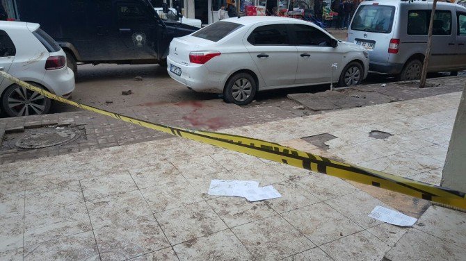 Şanlıurfa’da Mahkeme Çıkışı Arazi Kavgası: 1’i Ağır 3 Yaralı