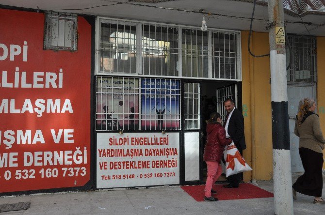 Silopi’de Engellilere Yardım