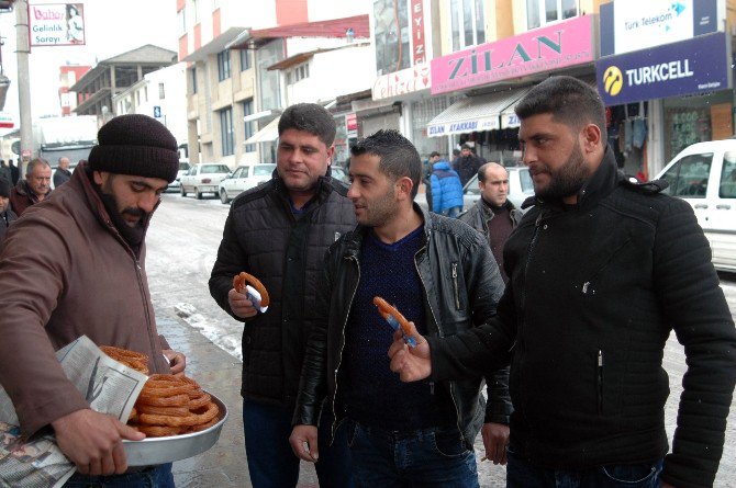 Halka Tatlısı İşsizlerin Geçim Kaynağı Oldu