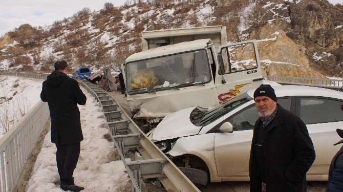 Başkent’te Trafik Kazası: 3 Ölü, 3 Yaralı