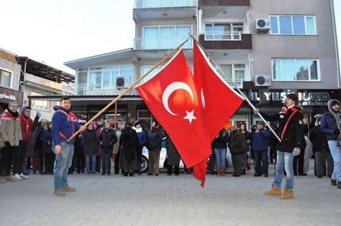 Başkan Gençer "Türkiye Cumhuriyeti Sizin Sayenizde İlelebet Yaşayacak"