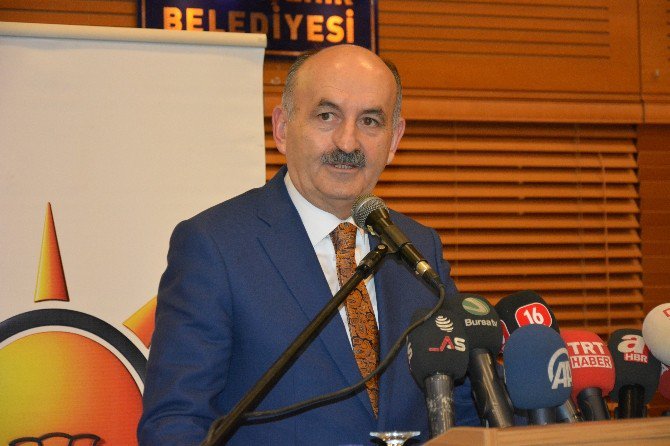 Bakan Müezzinoğlu: “Hayırcılar Bu Milletten Korkanlardır”