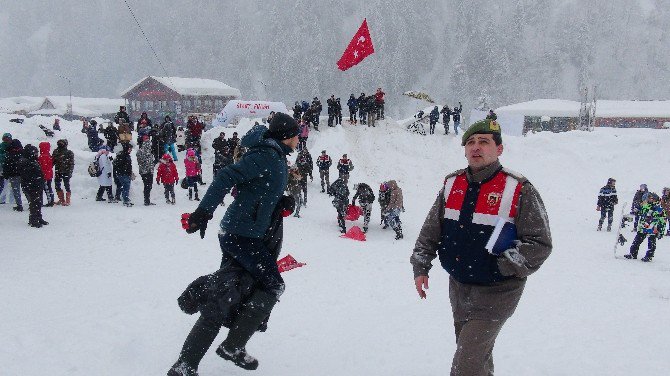 10. Kardan Adam Şenliğinde Renkli Görüntüler