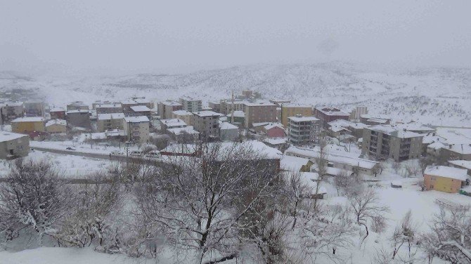 Kulp’ta 45 Köy Yolu Ulaşıma Kapandı